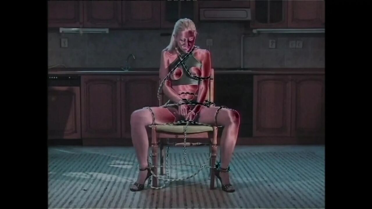 Beautiful Vintage Slut Enjoys with a Big Cock in Her Ass Which Then Cums in Her Mouth