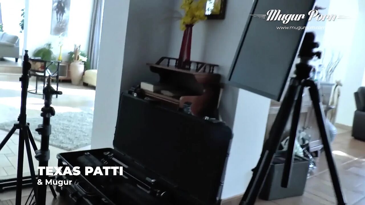 Seductress Milf Texas Patti getting laid with Mugur