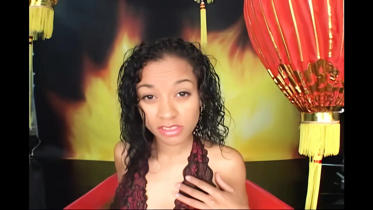 She Gets Cock Wizarding Like No One