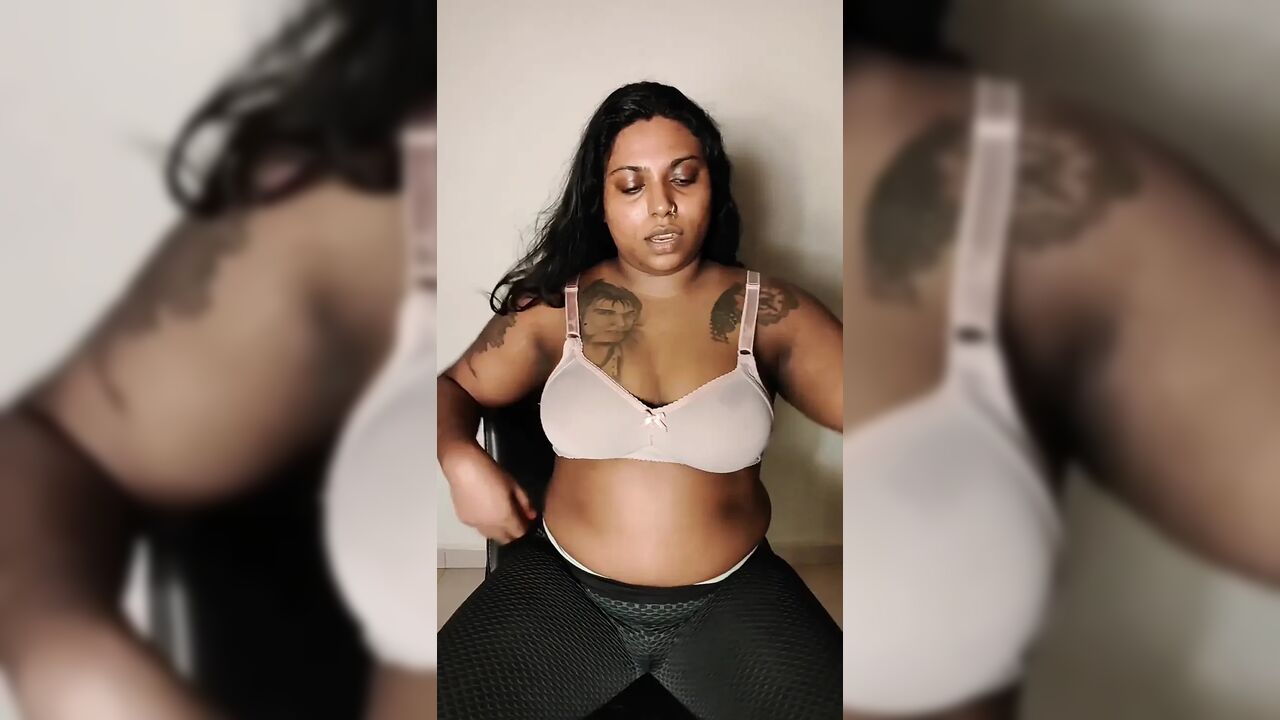 Sweaty Ilaria Is Horny for Some Indian Cock