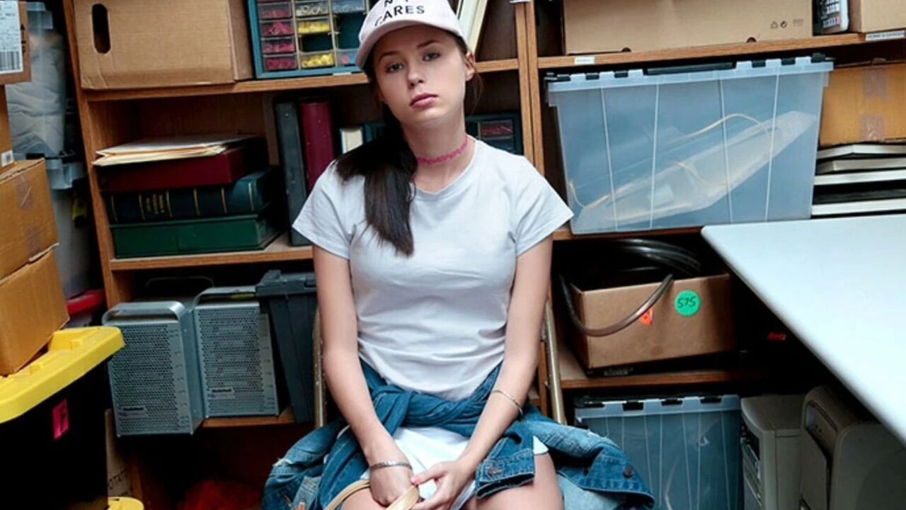 Naughty teen rammed by the store security guard