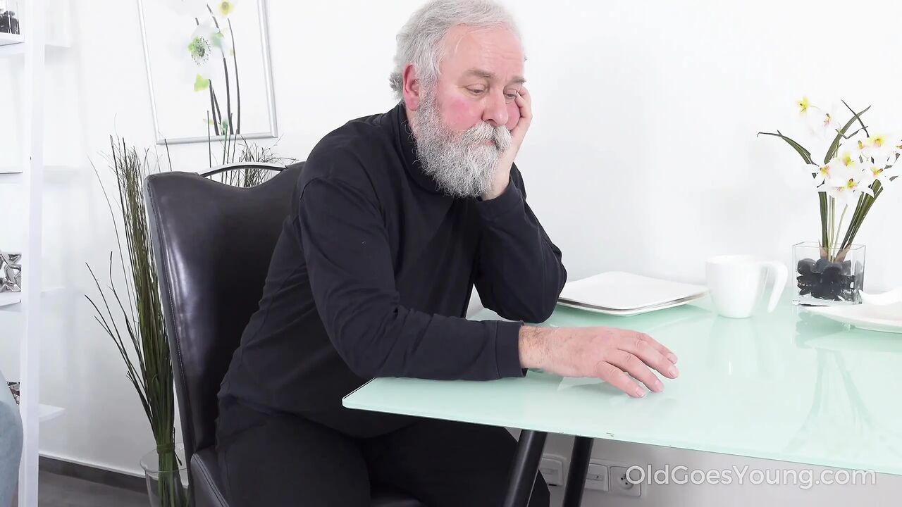 Fresh Babe Gives Old Man a Special Present