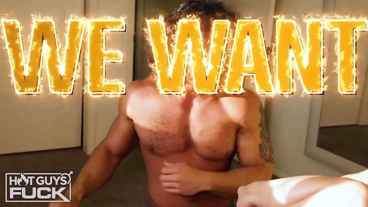 Arizona Fratguy Fucks Hot Blonde Party Girl.