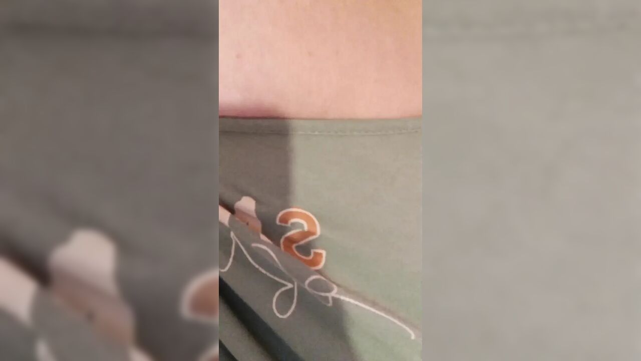 Wet pussy cums on big tits