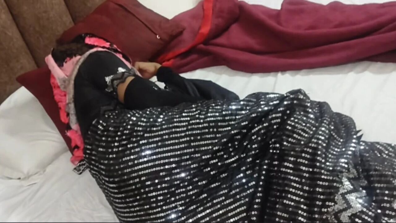 +18 Indian desi wife enjoys waiving her tuition fees