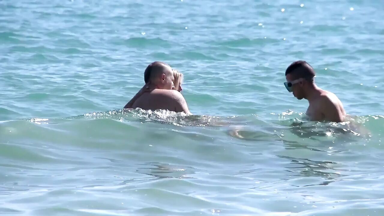 Outdoor DP fuck with blonde milf on the beach