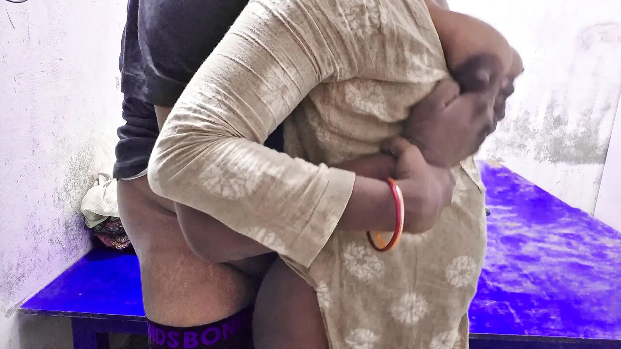 Indian Village Desi Housewife Sex with Boy
