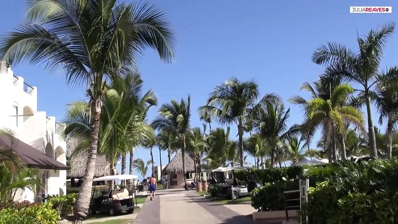 Fucking near the beach in Punta Cana