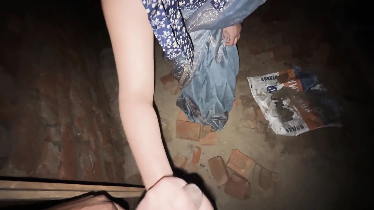 Laborer Mamta Gave the Owner a Discount for Extra Money