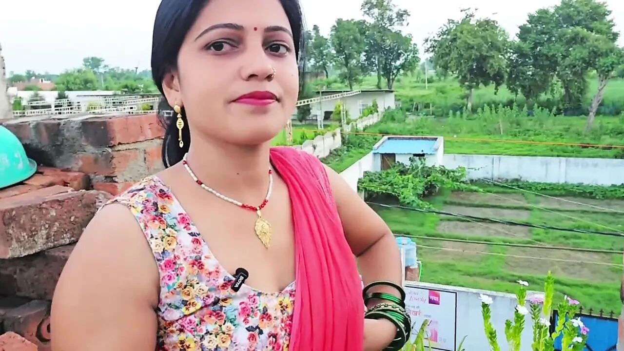STEPUNCLE FUCKED HARD WHEN HIS stepNIECE ALONE IN HOME, HARDCORE DESI SEX