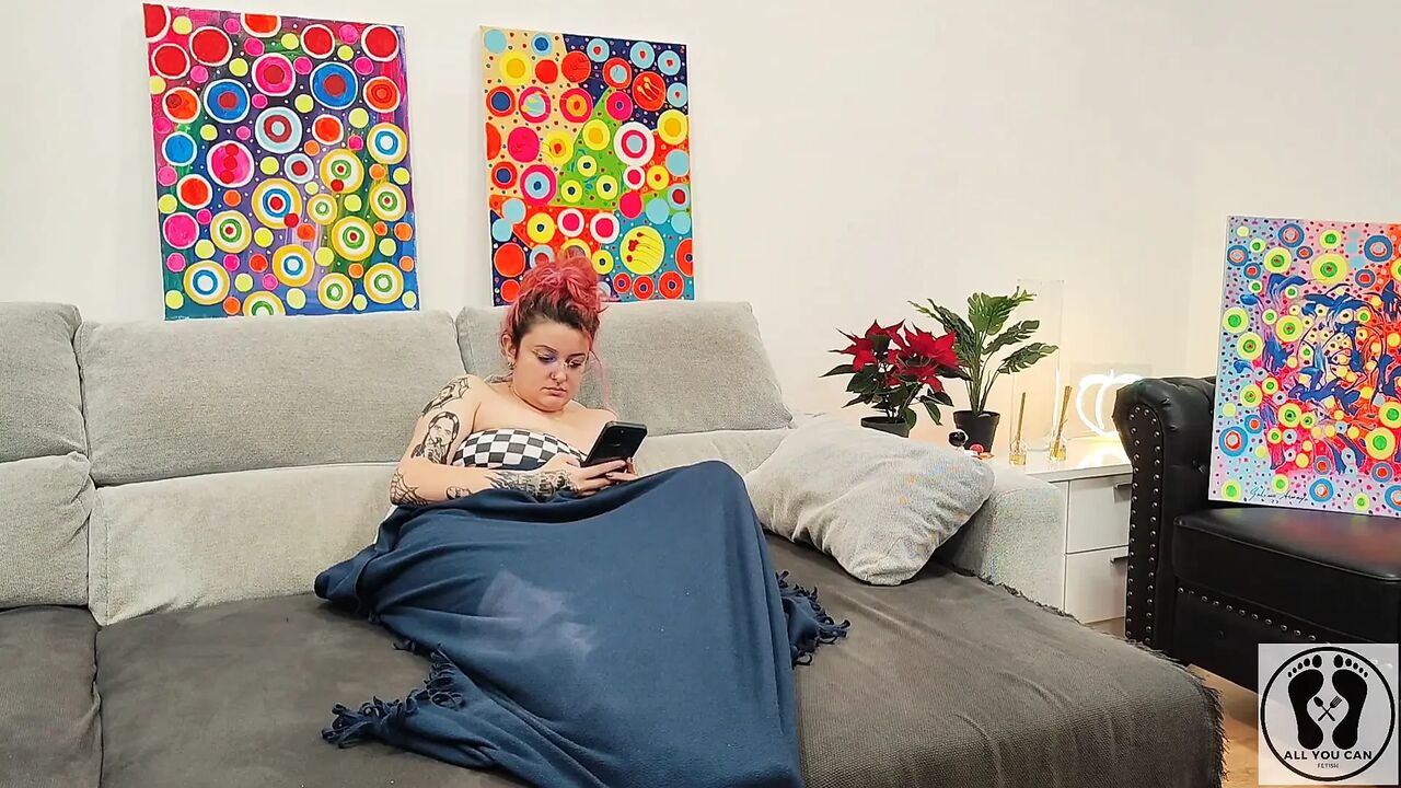 Ignore Fetish Annoyed Girlfriend Recieves Cum on Tits
