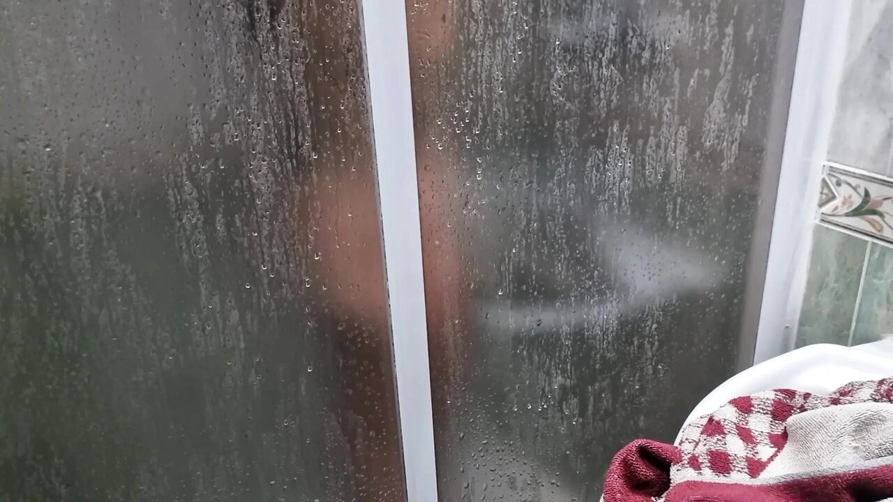 My best friend caught me masturbating while showering and we ended up fucking hard without a condom big cumshot in her tight pussy
