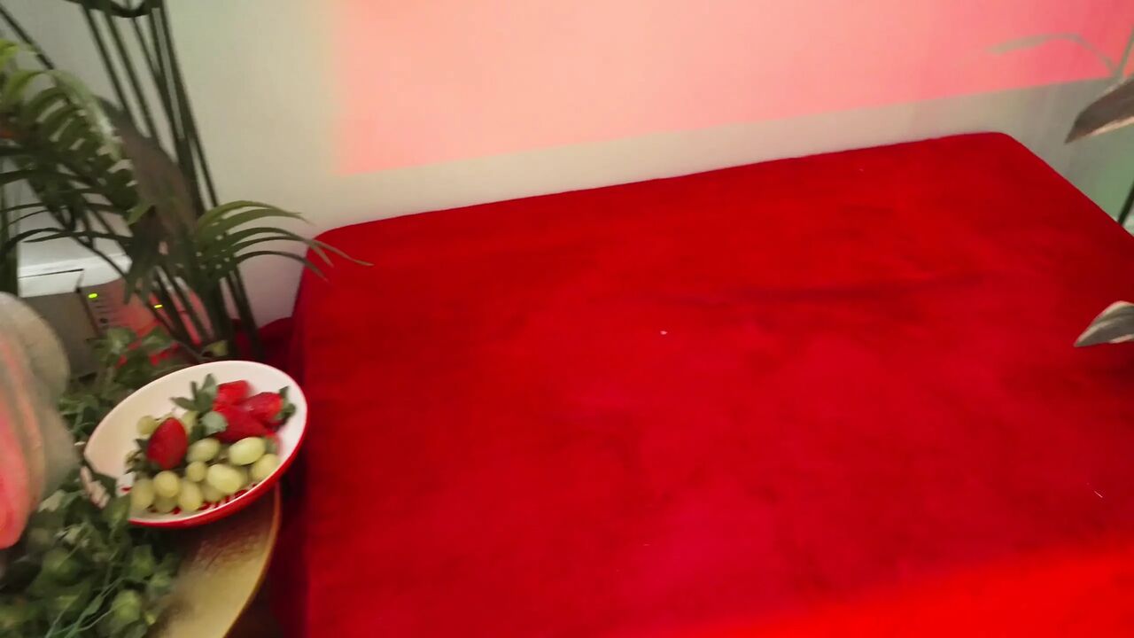 Red Passions with Wetkittycity