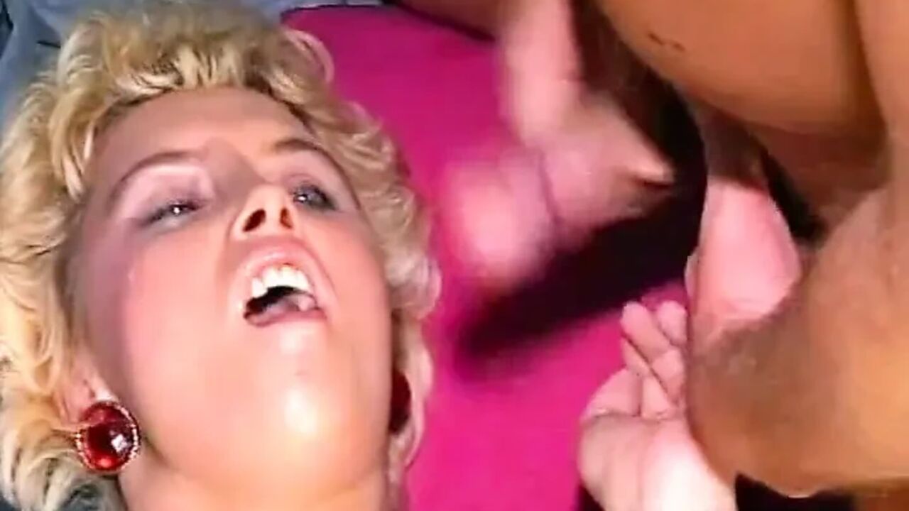 Ecstases Willenlos (1990)