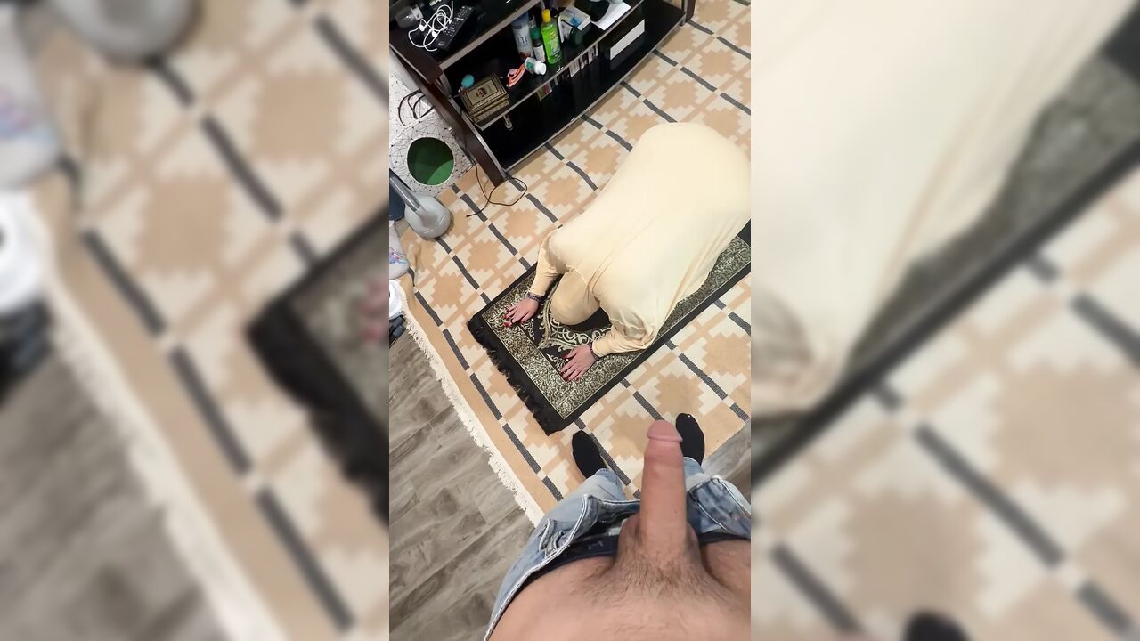 Muslimah blowjob