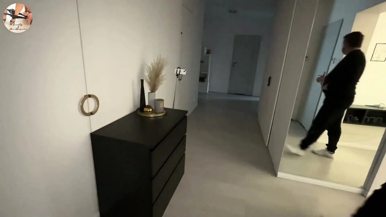 I welcumed him with a hot blowjob and got cum as a reward