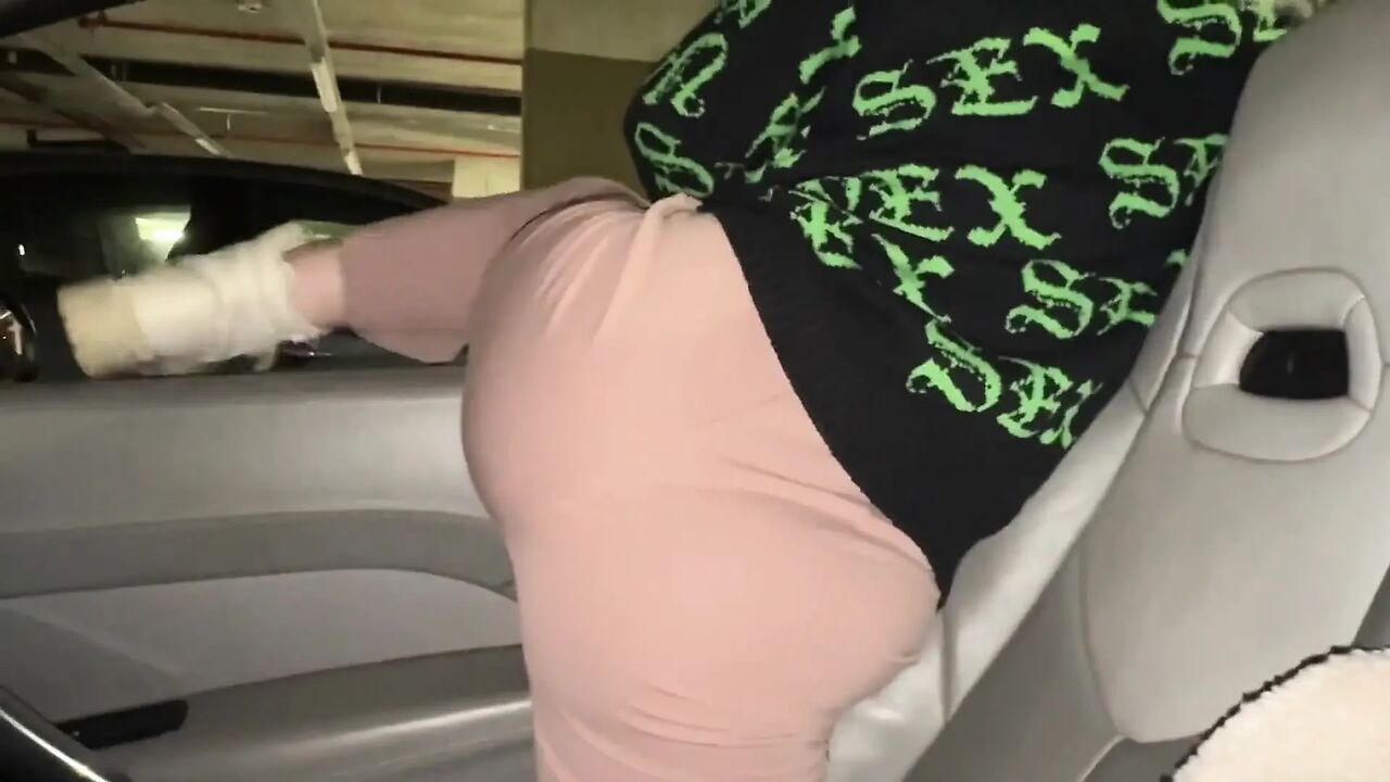 A Street Slut Gave Herself Away for Free