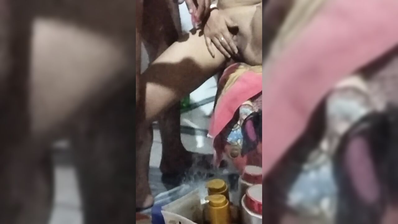 Desi Wife Fucked by Neighbour
