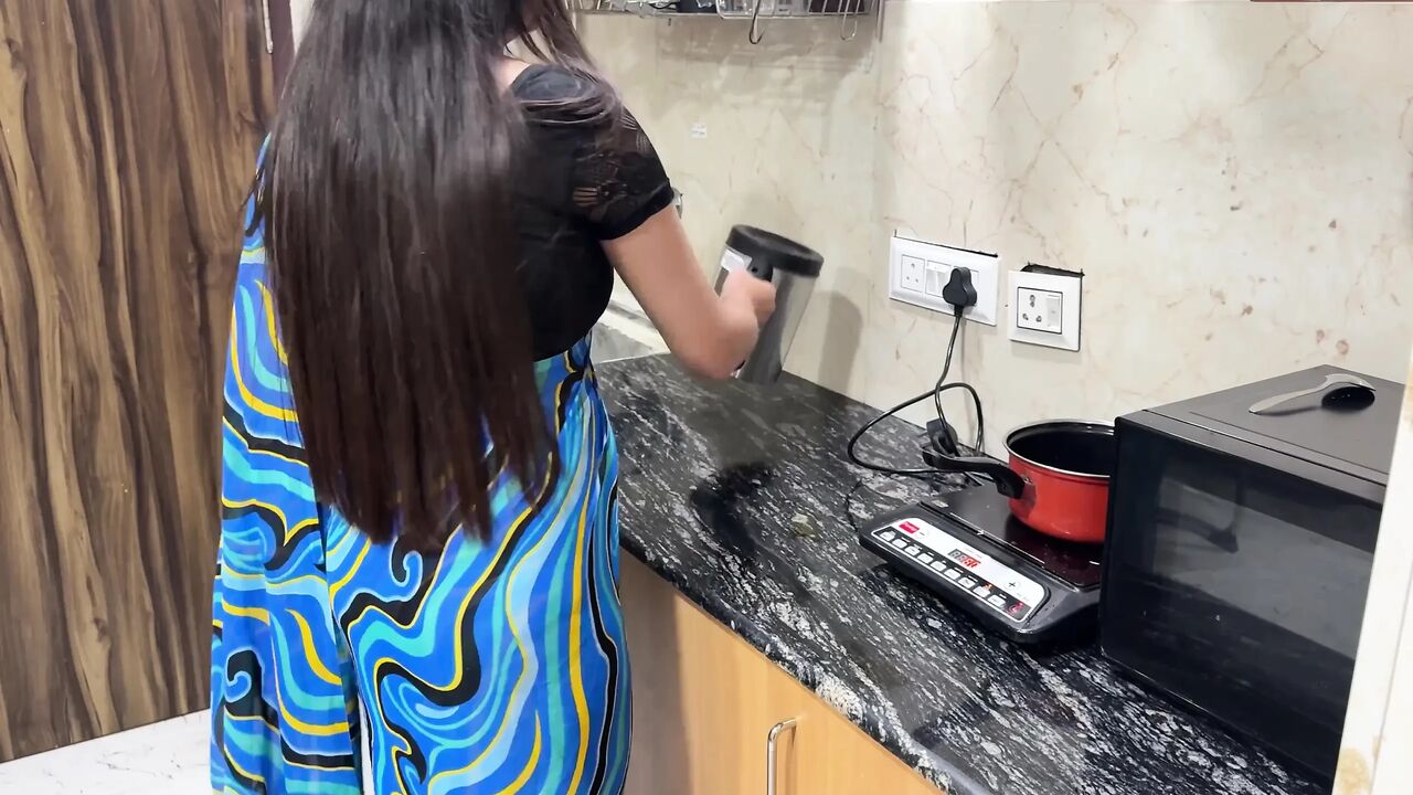 Stepson with a Big Dick Ends up Giving His Busty Stepmom and Fuck Her