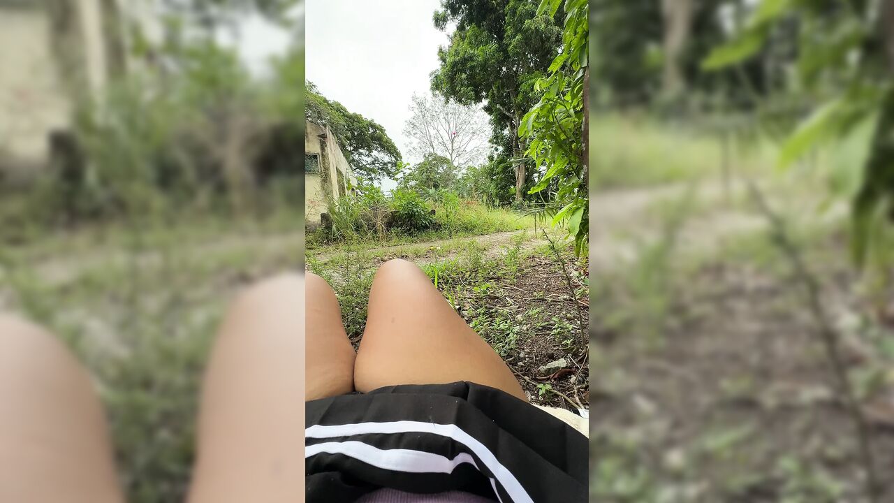 Babies would you like to be here watching me cum delicious in my super cool pussy?