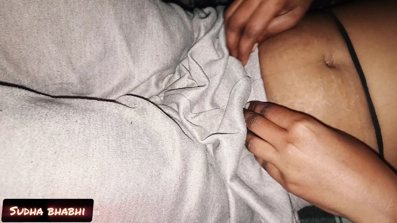????My first video is Definitely Give Love, I'll show you everything you want to see.