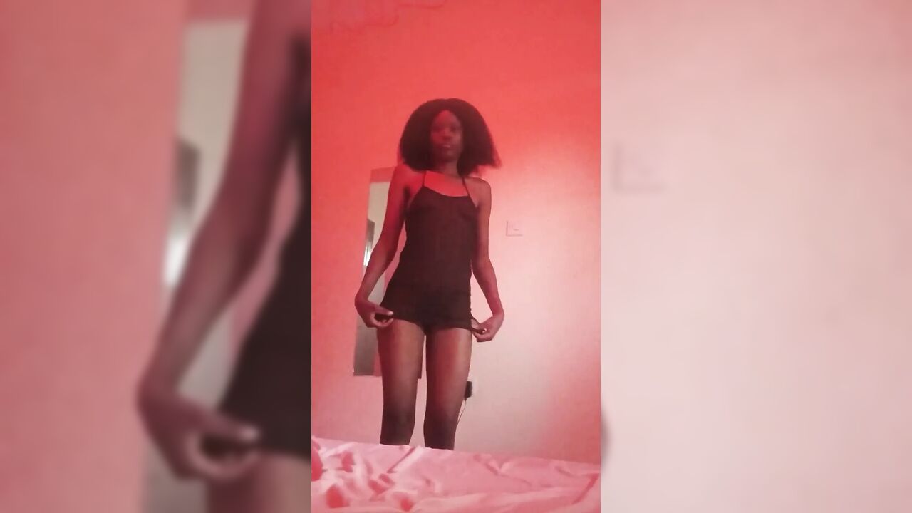 Sexy Body and Booty, Natural Breasts