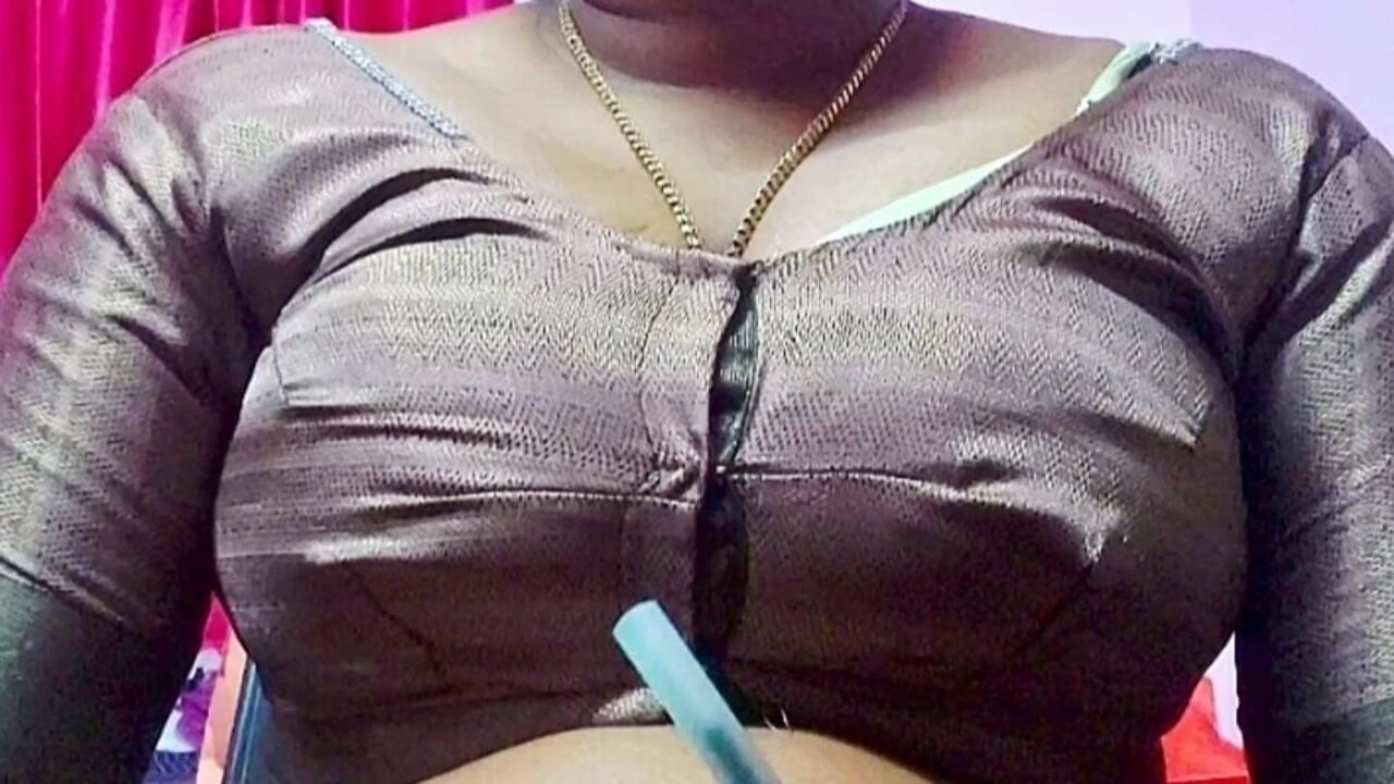 Indian mom has romantic sex with step son