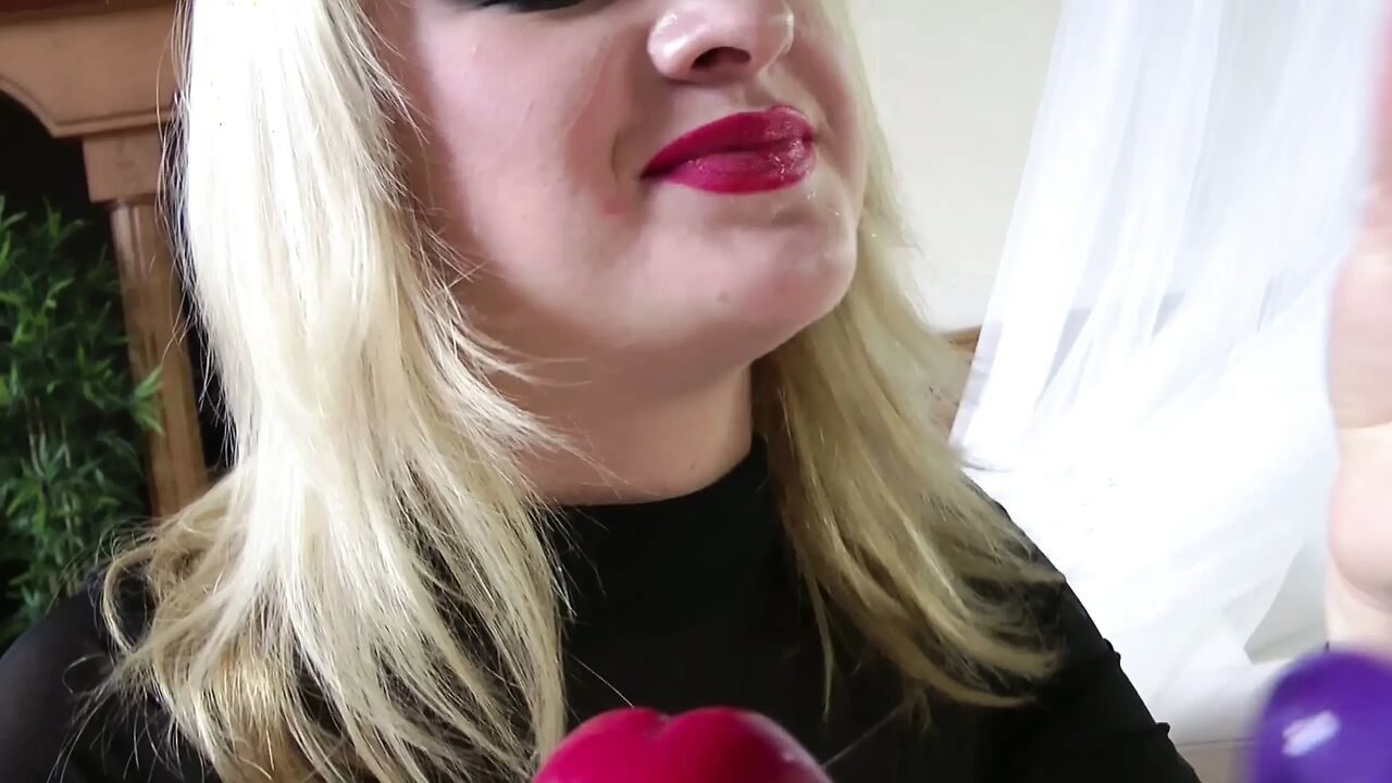 Little Miss Chaos: a Tough Anal Sex Lesson