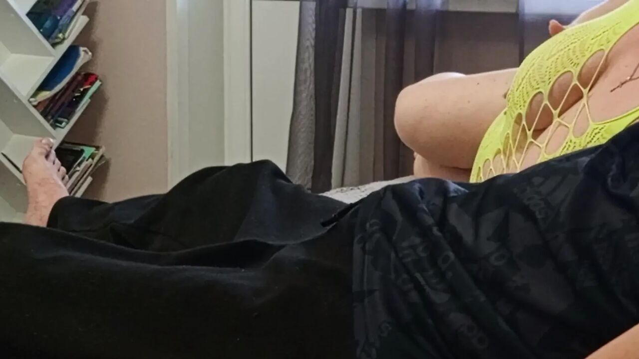 high-quality blowjob from stepmom with cum swallowing