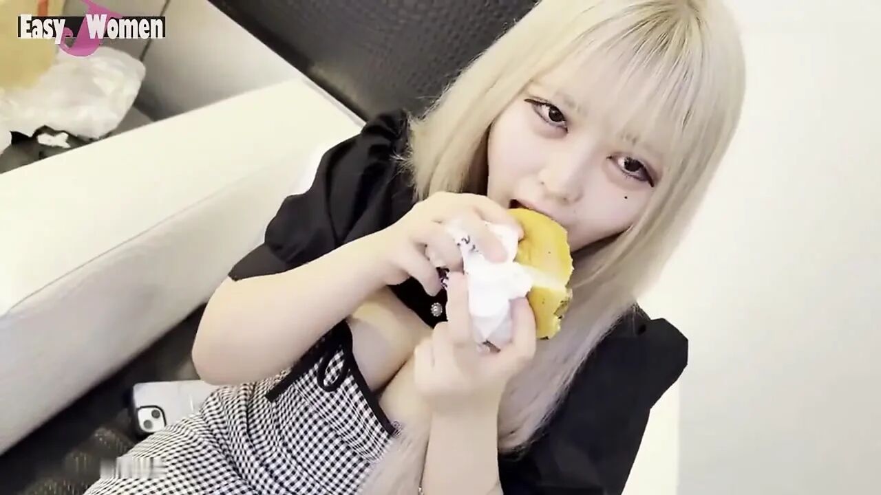 Asian Angel 27012