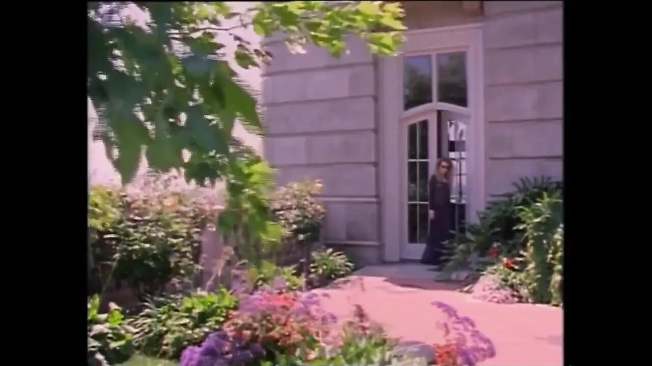 Outdoor Sexy Paradise Dream!