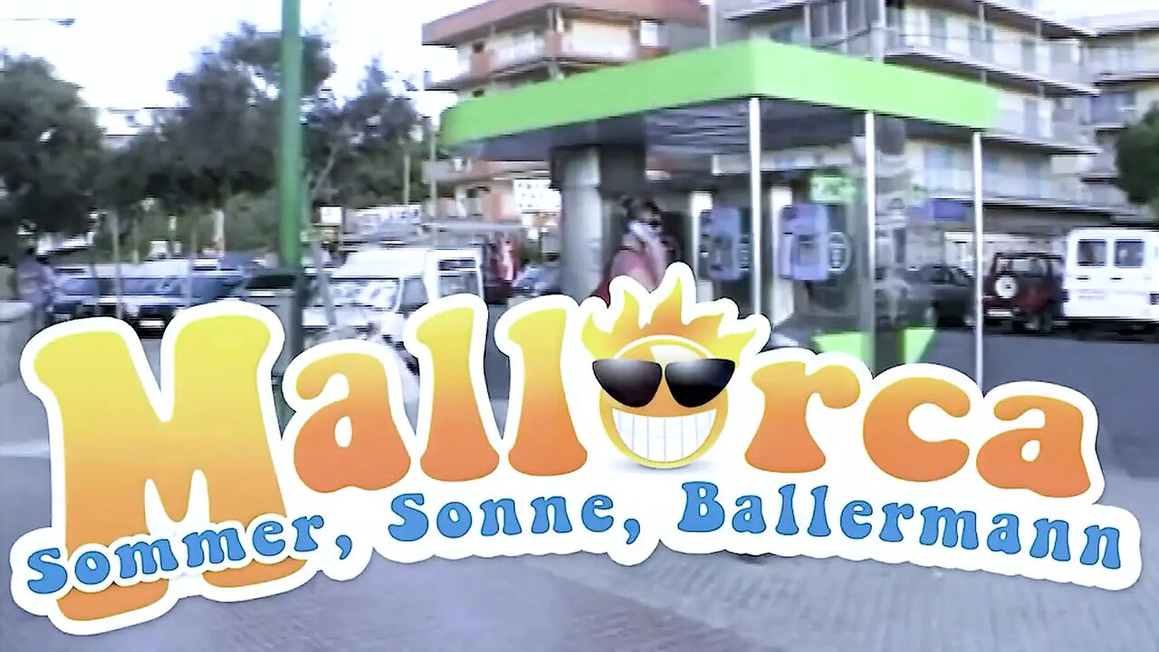 The Hottest MILF Pee Paw of Mallorca