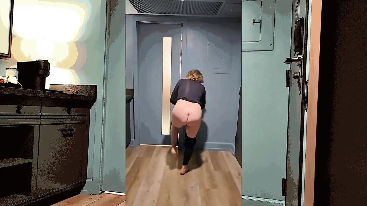 Sexy GILF at 70