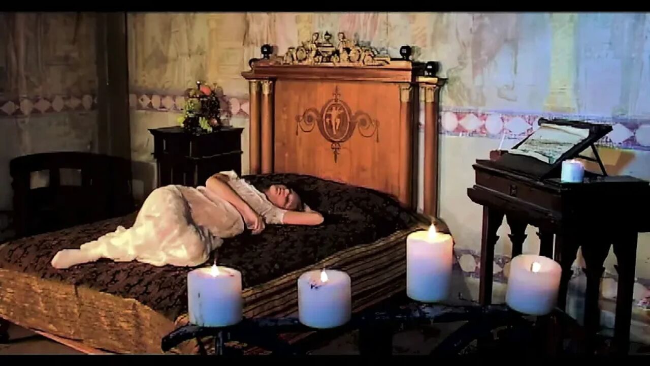 Medieval Girl Dreams of Anal