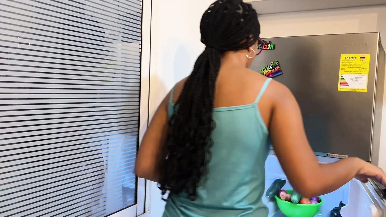 Bridney destroys her wet pussy with a cucumber
