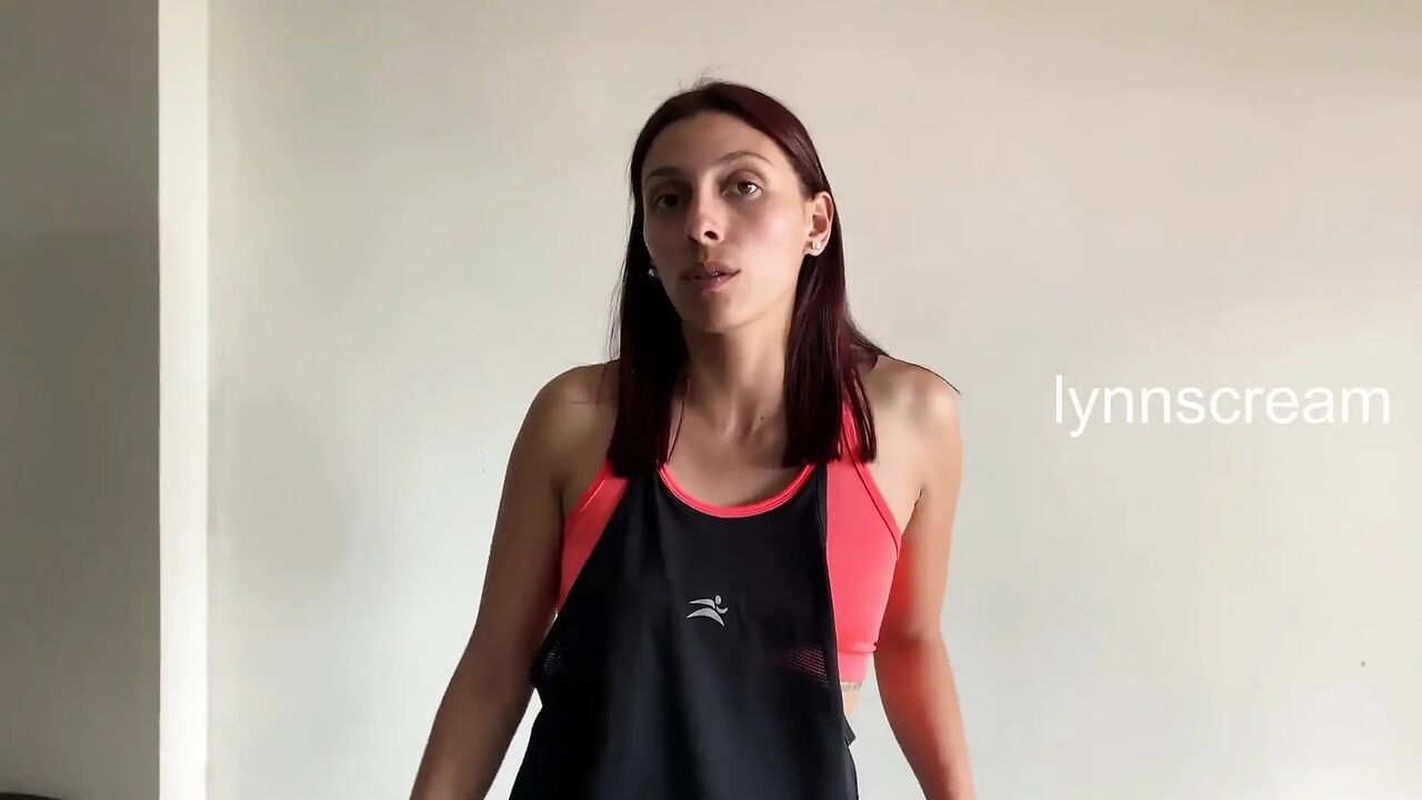 She Let Me Creampie Her Pussy After Ripping Her Pants!