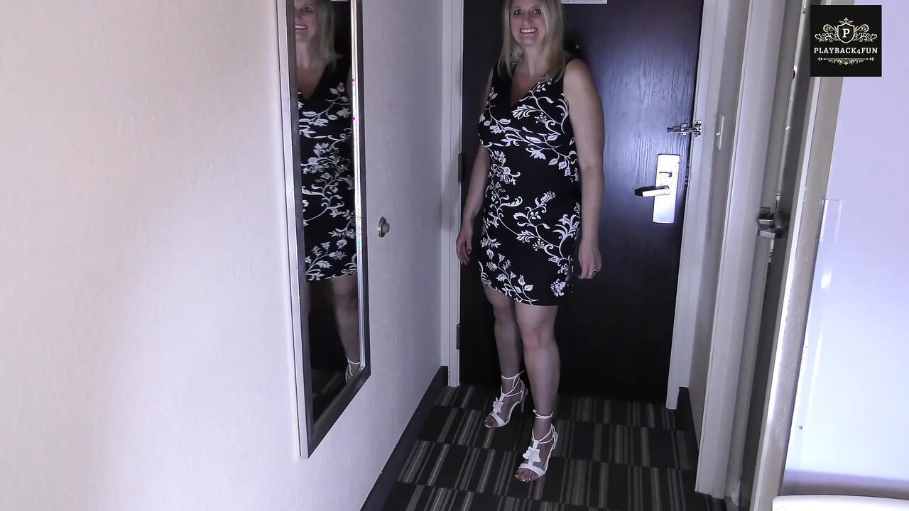 Wife Takes an Anal Creampie Custom Video for a Superfan