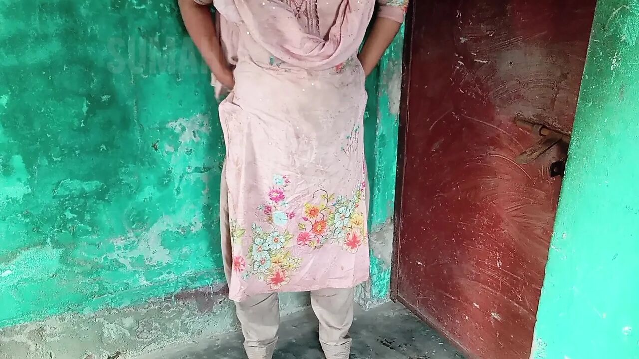 Neighbour Beautiful Bhabhi Sex in Farmhouse