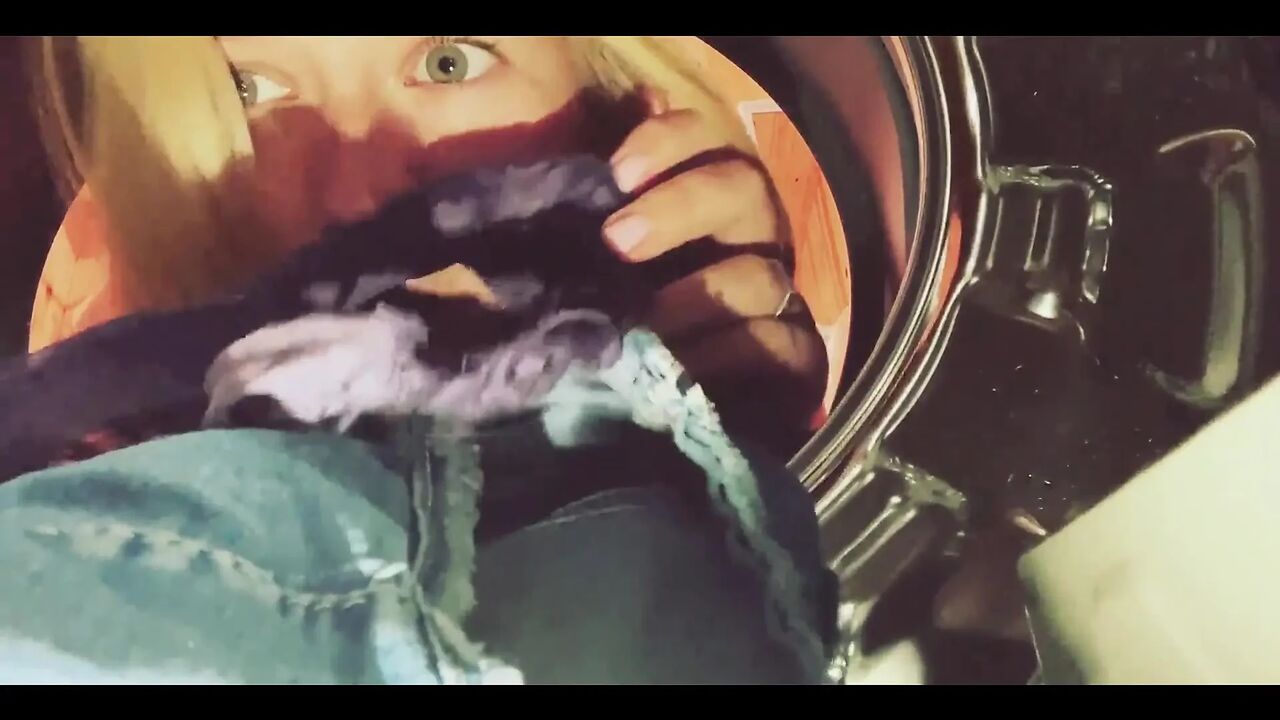 My Stepsister Got Stuck in the Washing Machine and I Decided to Help Her with My Big Dick