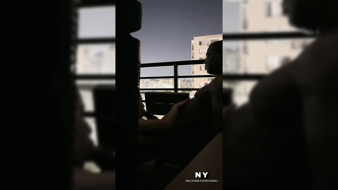 Good blowjob on the balcony with my best friend's boyfriend's cock -amateur couple- nysdel