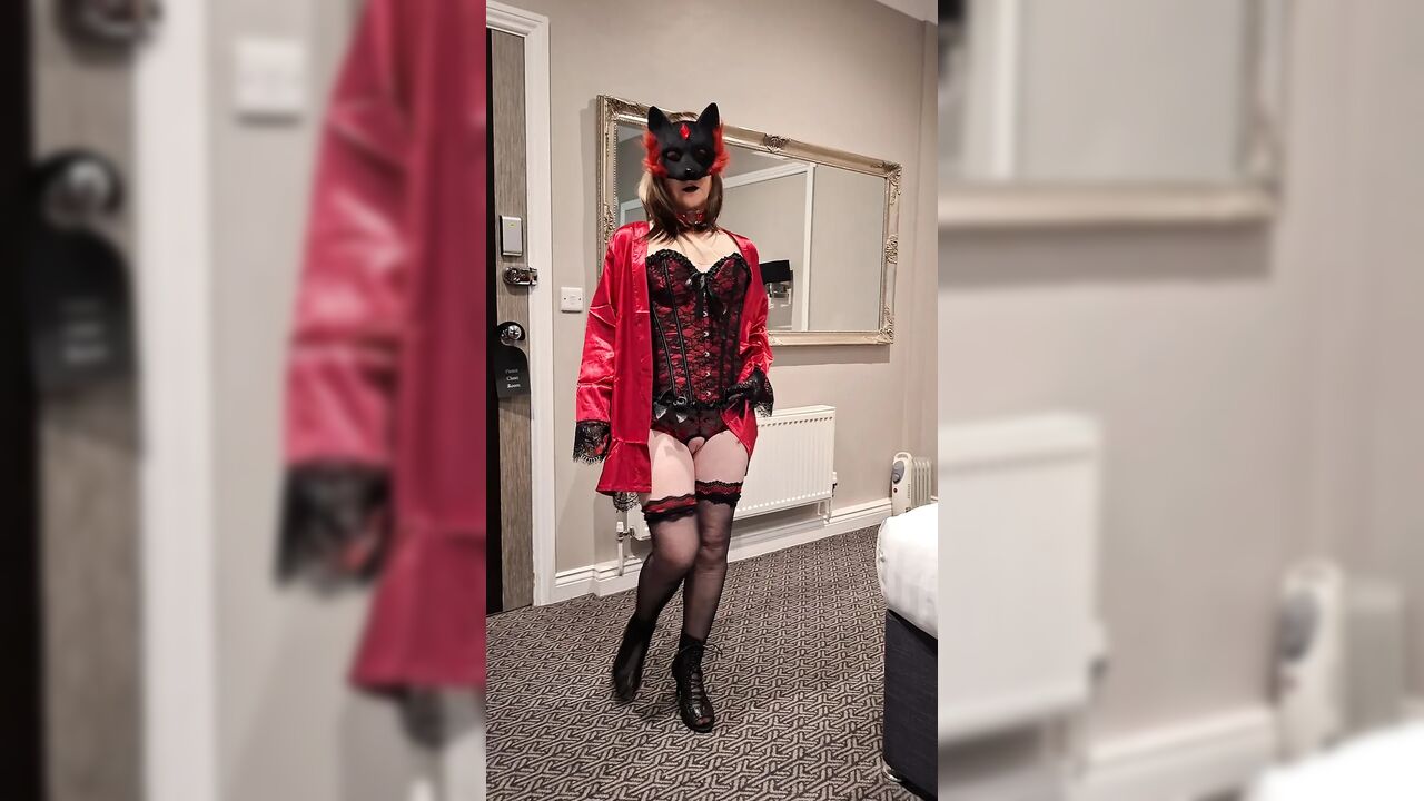 Loud, moaning squirting orgasm.