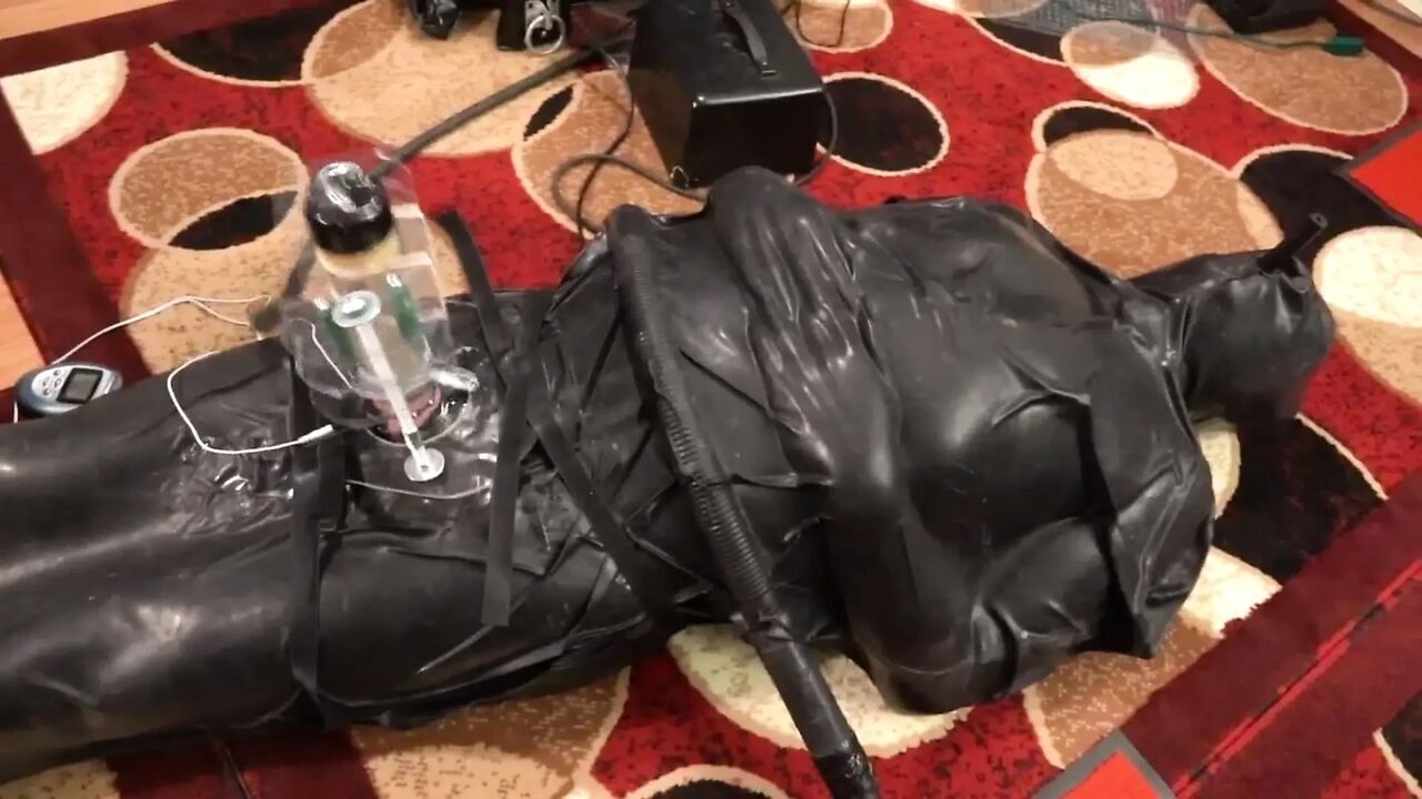 Latex Vac Bag & Electro Venus 2000 Milking in The Dungeon of Lady Diva Cane