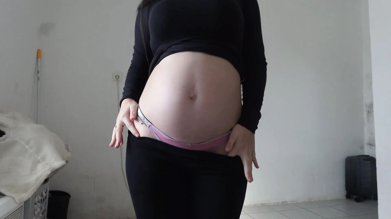 My Indian Pregnant Stepsister masturbates in the bathroom and shows her big ass in pink panties