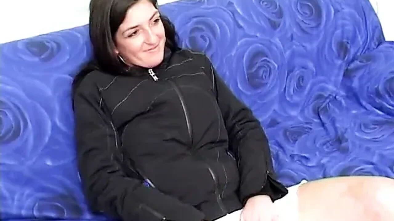 Relax at home with a normal Italian threesome gang