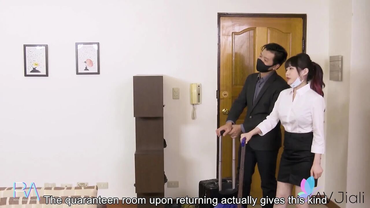 Naughty Huang Ying Ends up Fucking Her Co-worker During Quarantine