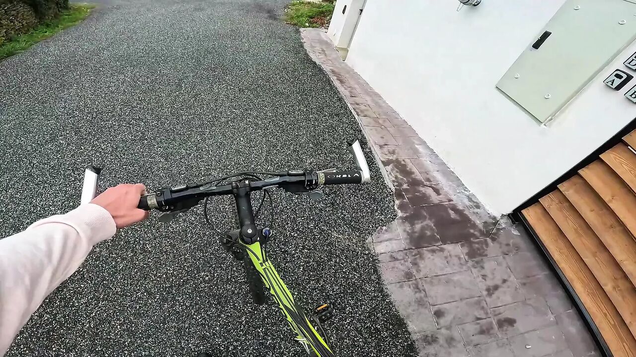 I see a girl cycling in the woods and when I go to urinate she helps me by giving me a blowjob in public