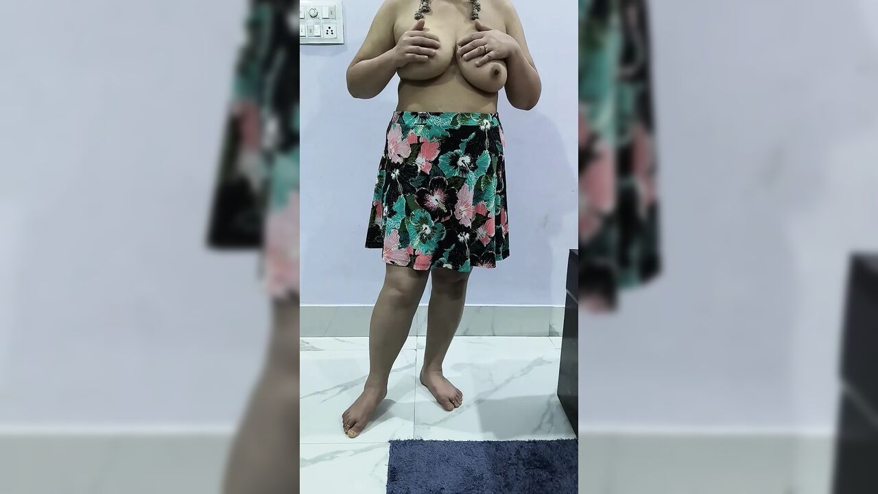 Nude chubby wife