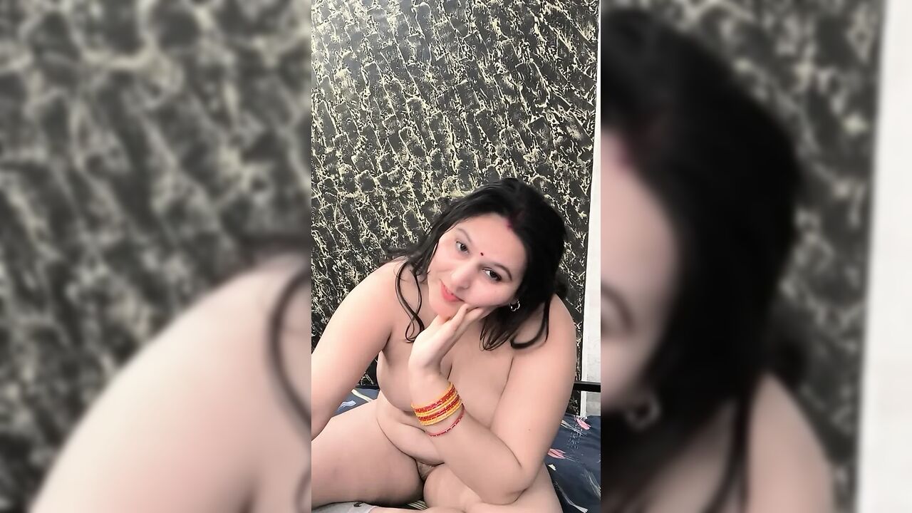 Indian Babe Fingering Pussy