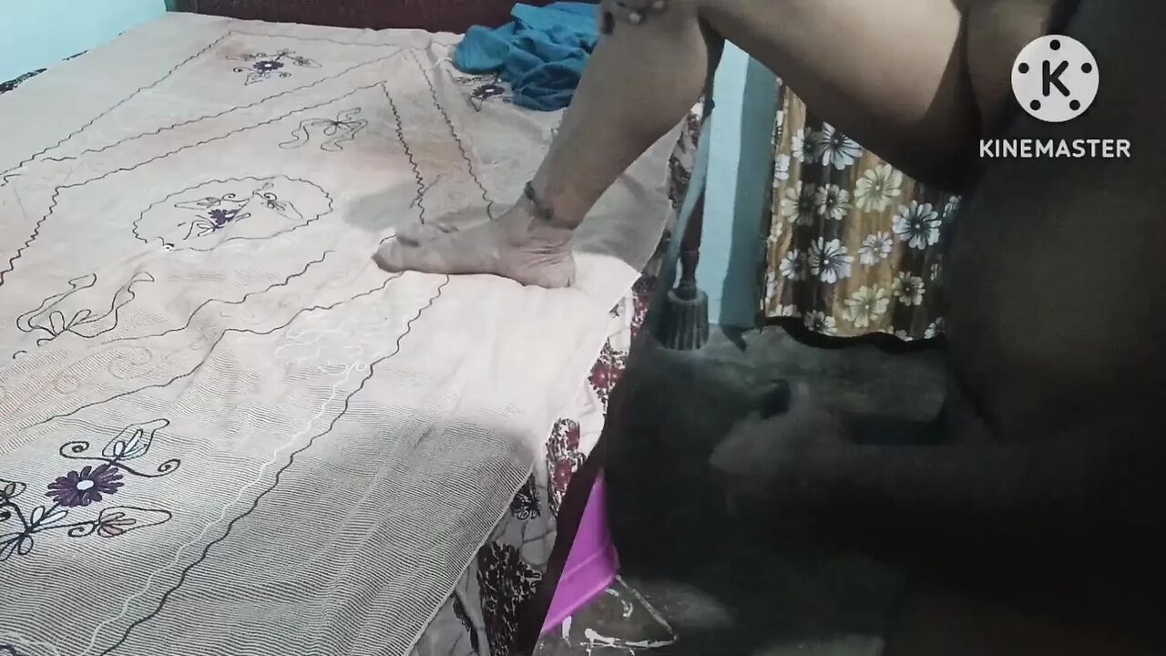 Indian buwanesvari aunty faking