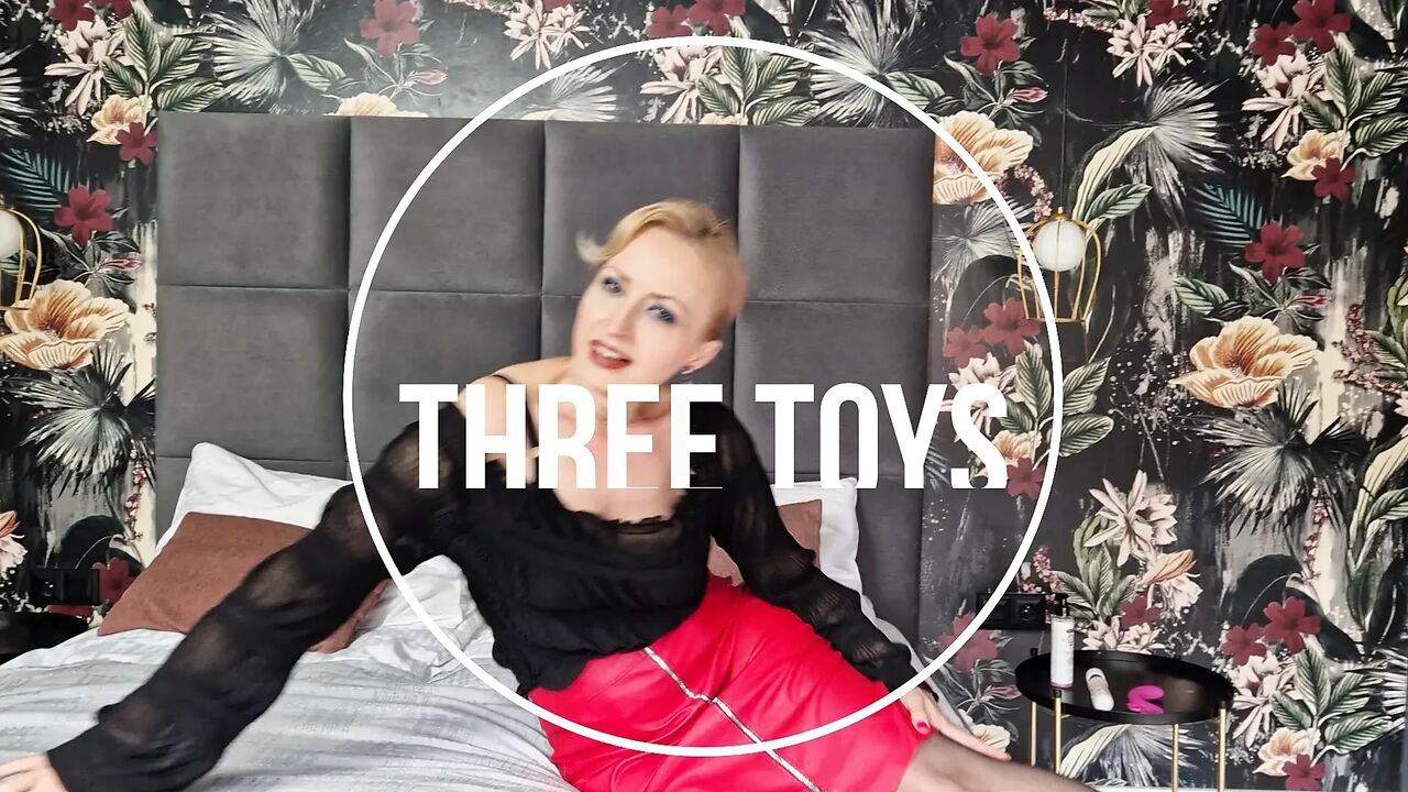 The tale of three toys